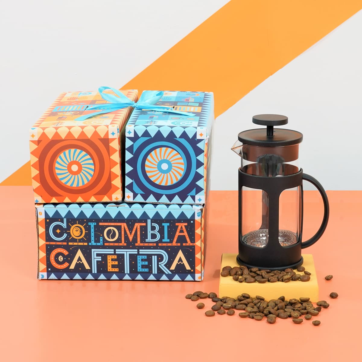 foto producto combo navidad 2022 10 - Kit Colombia Cafetera: molino, prensa, café y cuchara