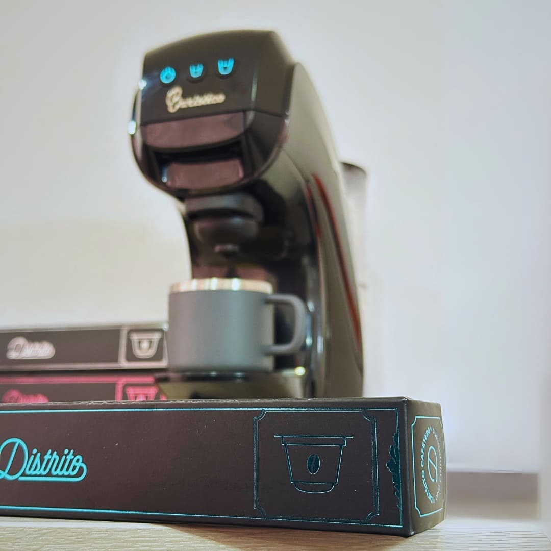 Máquina espresso Multicápsula + Cápsulas de especialidad